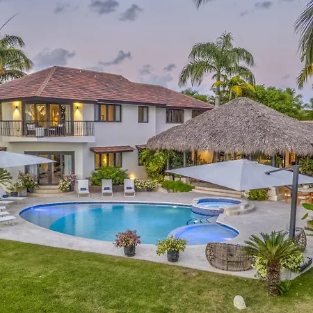 Amara Villa *